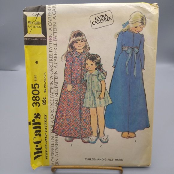 Vintage Sewing PATTERN McCalls 3805, Girls 1973 Robe, Childs Size 8 - Picture 1 of 2